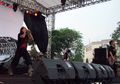 Otong "KOIL" Tampil Tanpa Gitar