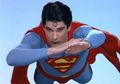 Terungkap, Ini Alasan Kenapa Superman Pakai Celana Dalam di Luar!