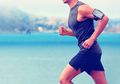 Hati-hati, Jogging Sambil Dengerin Musik Ternyata Bisa Ningkatin Risiko Cedera. Ini Penjelasannya!