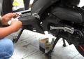Banyak yang Nggak Tau, Ini 4 Kesalahan Saat Ganti Oli Motor!