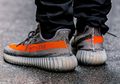 Ini Yang Menyebabkan Adidas Yeezy Mahal Banget.