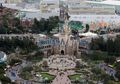Bukan Di Boyolali, Ini Dia 3 Disneyland Yang Beneran Ada di Asia