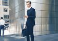5 Fashion Item Ini, Yang Harus Ada Di Lemari Kamu Bro!