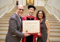 Setelah 13 Tahun, Akhirnya Mark Zuckerberg Wisuda