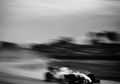 Foto-foto Yang Membuktikan Kamera Analog Berusia 104 Tahun Bisa Bikin Momen Balap Formula 1 Lebih Dramatis.