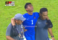 Ini Dia Momen Haru Satria Tama Saat Menangis Keluar dari Lapangan