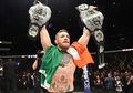 (Video) Conor McGregor Hancurkan Kaca Bus, Habis Itu Menyerahkan Diri ke Polisi