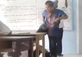 Tega! Oknum Guru Ini Tendang Kepala Muridnya di Dalam Kelas