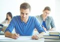 Apa Bedanya TOEFL dan IELTS Dan Mengapa Sebagai Pelajar Kita Perlu Mengikuti Tesnya