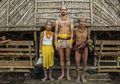 Kisah Cowok Bule yang Menemukan Jati Diri dan Arti Kehidupan di Suku Mentawai