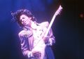 Ini Dia 4 Gitar Legendaris yang Paling Ikonik Sedunia, Bentuknya Unik!