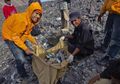 Kisah Heroik Para Relawan Pengangkat Eri Yunanto dari Kawah Merapi