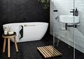 Warna Hitam untuk Kamar Mandi, Siapa Takut!