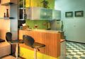 Desain Pantry Modern Beraksen Hijau Muda