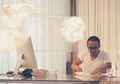 Kenalan dengan Budiman Ong, Pecipta Lampu Dekoratif Gabungan Teknik Tradisional dengan Modern!