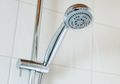 Jangan Boros Air, 6 Tips Cerdas Menghemat Air di Kamar Mandi
