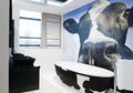 4 Dekorasi Kamar Mandi Bertemakan Sapi yang Unik dan Ciamik
