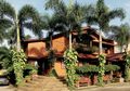 Elemen Alam di Fasad Rumah Soraya Haque