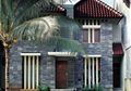 Dinding Batu Candi Memperkokoh Fasad