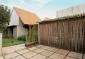 Desain unik "Unfinished" Carport