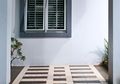 Agar Tidak Ada Noda Oli di Lantai Carport