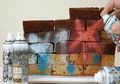 Unik! Memberi Warna Kue dengan Food Finish