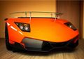 Meja Lamborghini Unik dan Ciamik