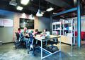 Menghilangkan Suasana Formal Kantor Hukum