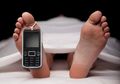 Perempuan Ini Meninggal karena Tersengat Listrik dari Ponsel yang Sedang Di-'charge'