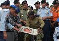 Mengorek Rahasia Tim Penyelam Menemukan Kotak Hitam AirAsia QZ8501 dalam Dua Hari