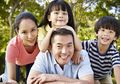 Jika Benar Jumlah Anak Tentukan Kebahagiaan, Berapa Jumlah Anak Ideal yang 'Jamin' Kebahagiaan Keluarga?