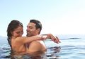 Yuk, Berhubungan Seks di Kolam Renang