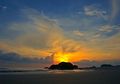 Selfie Bersama Sunrise di Pantai Rambak Sungailiat