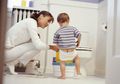 Ini Tahapan Pemberian Toilet Training untuk Bayi dan Anak