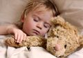 Tips Membiasakan Anak Tidur di Kamarnya Sendiri