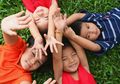 Anak Anda Tak Bisa Diam dan Suka Lompat-lompat? Jangan Khawatir! Itu Pertanda Anak Anda Punya Kecerdasan Kinestetik