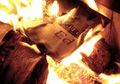 Sejarah Buku, Penghancurannya Setua Keberadaannya
