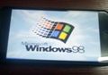 Programer Asal Tiongkok Berhasil Install Microsoft Windows 98 di iPhone 6 Plus