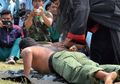 Tunjukkan Kemampuan Kekebalan Tubuh, para Santri di Semarang Mengaku Siap Bela Negara