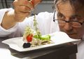 Salah Kaprah Soal Chef: Meski Pintar Memasak Belum Tentu Seseorang Disebut "Chef"