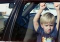 Hati-hati! Meninggalkan Anak Sendirian di Dalam Mobil dapat Membuatnya "Terpanggang"