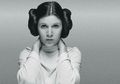Kematian Jantung Mendadak yang Dialami Carrie Fisher Jauh Lebih Berbahaya dari Serangan Jantung