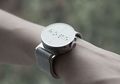 Dot, Smartwatch Braille Khusus untuk Tuna Netra Pertama di Dunia