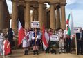 Sungguh Membanggakan! Lewat Tari, 9 Bocah Indonesia Menyebar Pesan Damai dari Italia
