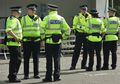 Serangan Teror di Inggris: Kenapa Polisi Inggris Tak Dilengkapi Senjata?