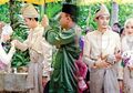 Seperti di Sinetron, Perempuan Ini Menikahi Laki-laki yang Dulu Ia Benci Gara-gara Hal Sepele