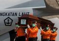 Basarnas Temukan Kokpit AirAsia QZ8501, Satu Pilot Sudah Dievakuasi
