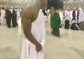 Sukses Raih Liga Eropa, Paul Pogba sang Pemain Bola Termahal Dunia Awali Puasa dengan Ibadah Umrah