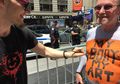 Demi Rayakan Penerimaan Diri Terhadap Tubuh, 200 Orang Ini Rela Dilukis Telanjang. Time Square pun Heboh!