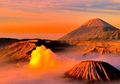 Menunggu Hal Paling Membosankan, Kecuali Jika Kita Sedang Menunggu Terbitnya Matahari di Bromo